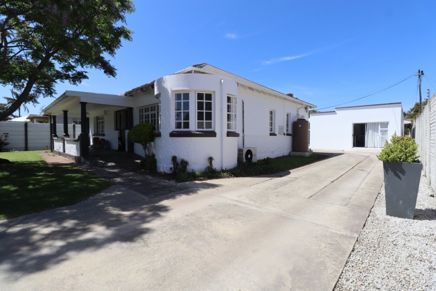 2 Bedroom Property for Sale in Walmer Eastern Cape